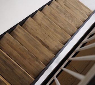 pourquoi renovation escalier necessite intervention professionnel